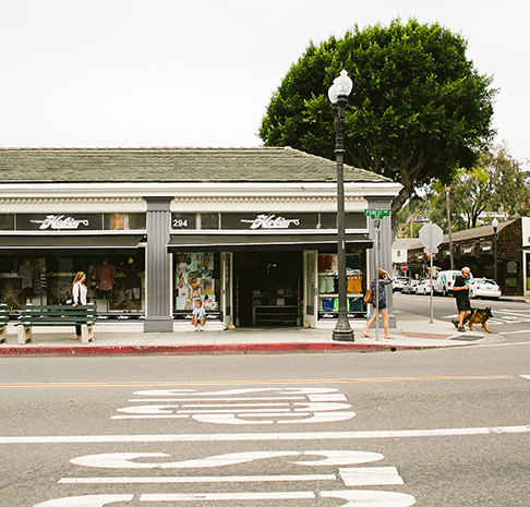 A shopping street in Laguna. 
